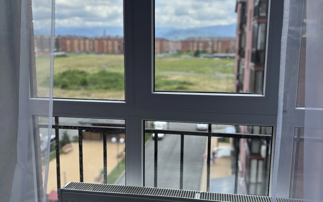 Квартира Стильная Студия с Видом на Горы