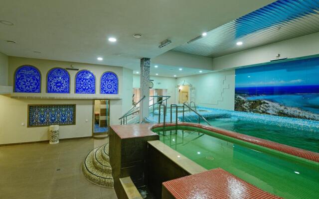 Old Tradition Hotel