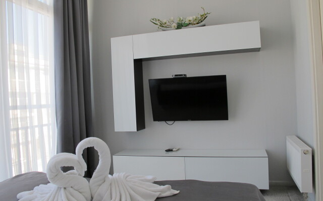 Na Bulvare Nadezhd 6/2 Apartments