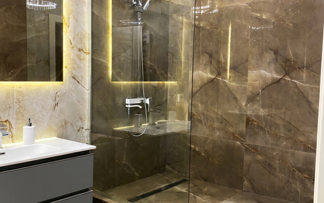 Apartamenty Absolutno novyj apartament v 50 metrah ot mora