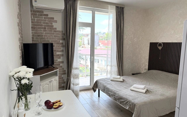 Serdtse Adlera Na Kaspiyskoy Flat