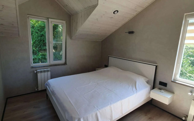 V Sochi Dacha Guest house