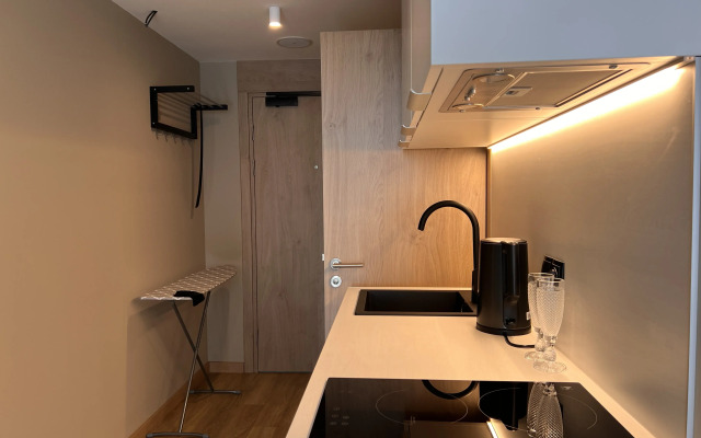 Апартаменты LuxApart Салова 61