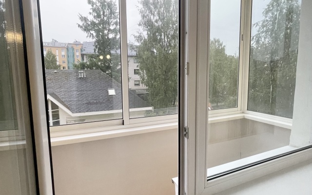 Uyutnaya Dvukhkomnatnaya Kvartira v Tsentre Flat