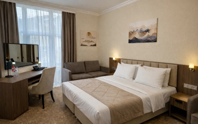 AZIMUT Парк Отель Архыз