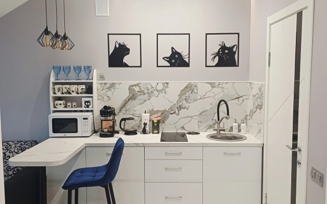 Апартаменты Уютная студия в шаге от пляжа