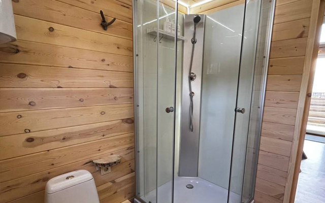 Khvoya Guest House