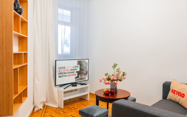 KeyGo #0011, 2 Bedroom, Near The Opera House Apartments