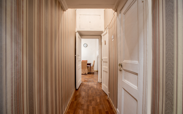 2 Rooms Apartments Smolenskaya-Sennaya Ploshad'