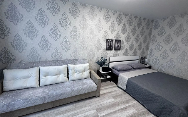 Na Ulitse Tereshkovoy 32 Flat