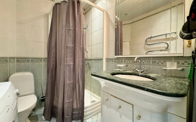 Апартаменты SivakApart c балконом на Невский и видом на набережную