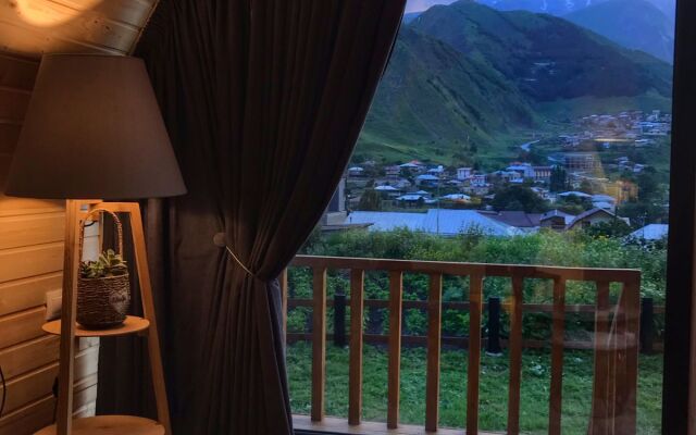 Апартаменты Hillside Kazbegi