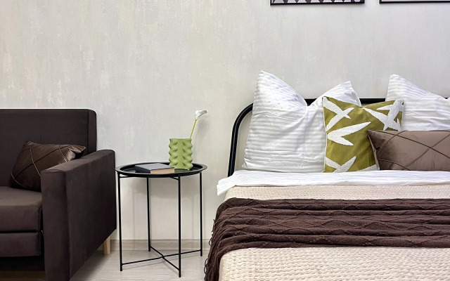 Квартира Свeтлaя Студия в Центрe Гopoдa