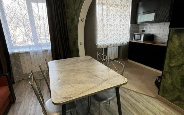 Апартаменты Уютная двухкомнатная квартира в центре