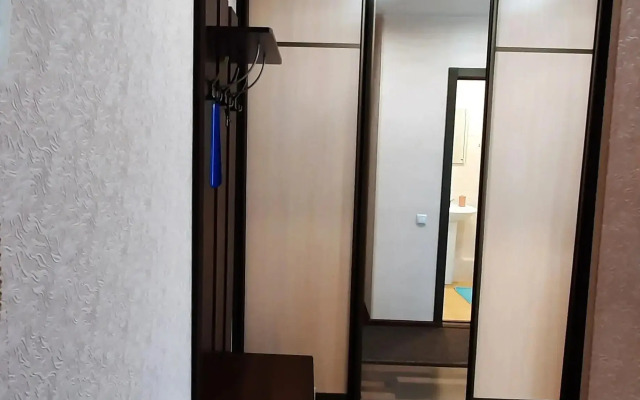 na Olega Zobova 11 Apartment