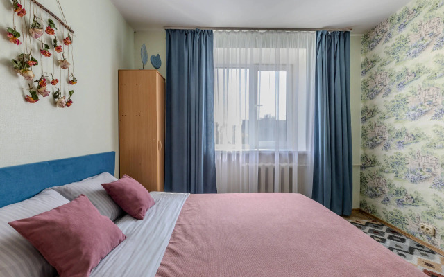 3-K po Priyatnoy Tsene Ryadom s Naberezhnoy Flat