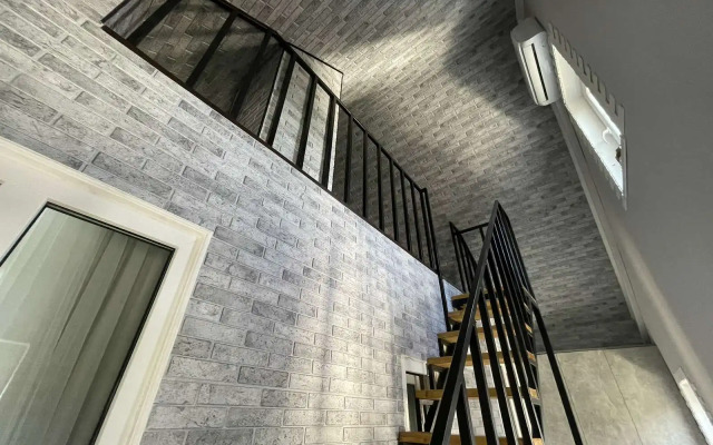 Апартаменты Двухуровневые апартаменты около музея ангелов