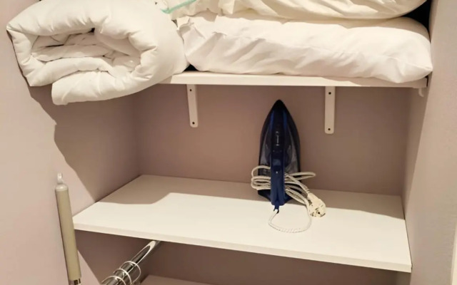 Nedaleko ot Tsentra Sochi na 4 Chelovek Flat