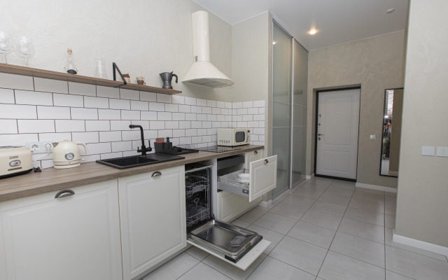 Endzhoy Studiya U Morya Flat