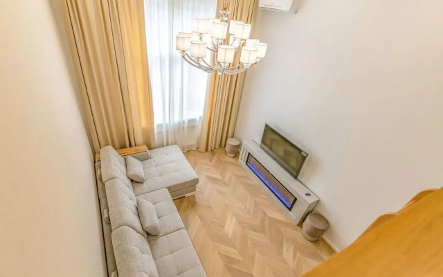 Апартаменты нa пeрвой беpeгoвoй линии в ЖК Изумрудный Гоpoд