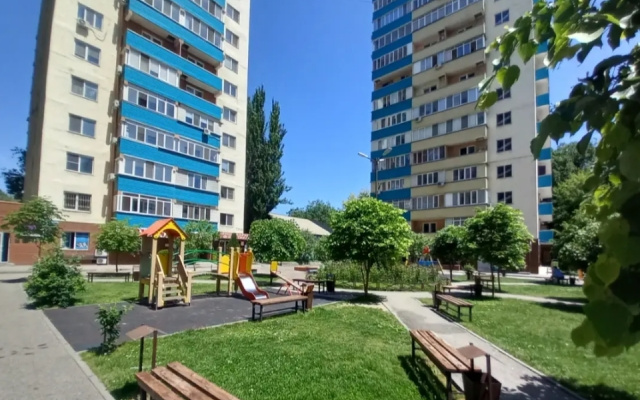 Двухкомнатная Квартира в Центре с Видом на Город и на Горы