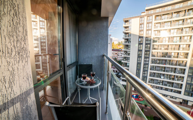 Sun city apartments Zhk Sokol s balkonom Apartments