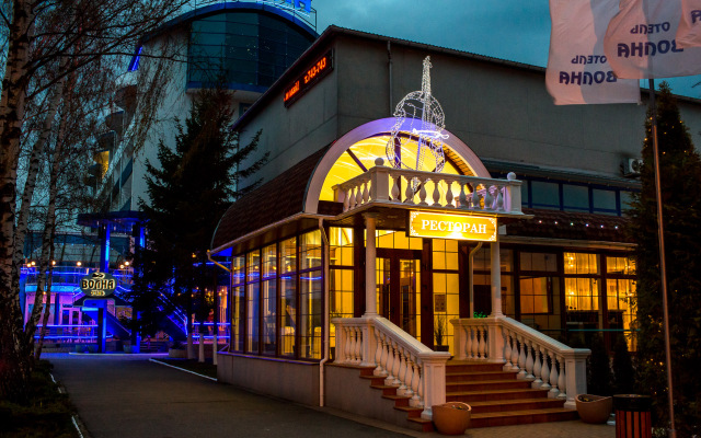 Отель Волна