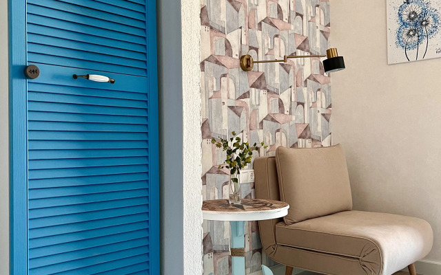 Uyutnaya Studiya v Srednezemnomorskom Stile Flat