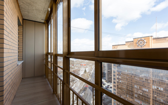 Апартаменты  на 18 Этаже Hugge Place