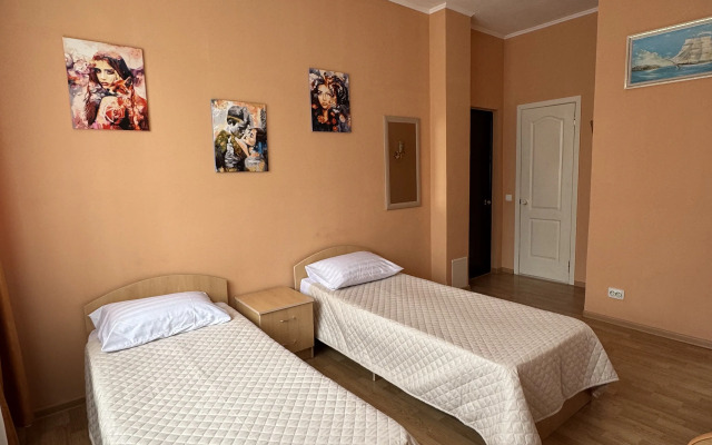 Na Kollektivnoj Guest House