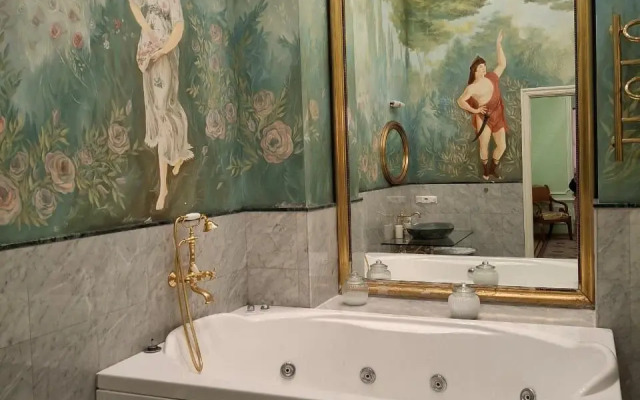 Izi Jiza Na Voskresenskoy Naberezhnoy 30 Apartments