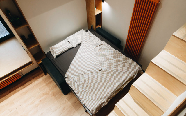 Квартира Дизайнерская с Отдельным Входом на Петроградке