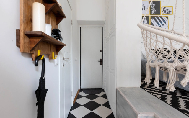 Квартира Студия White&Black