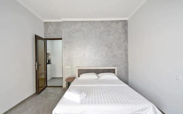 Sirik hotel Guest house