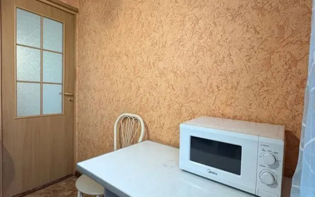 Квартира для командировочных рядом с заводами Лукойл, Каустик;