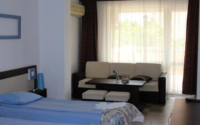 Lilia 2 Hotel