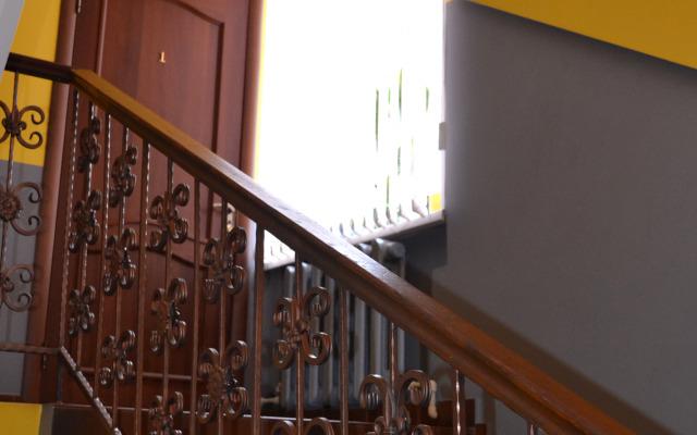 Neolin Guest House and Hostel Hotel