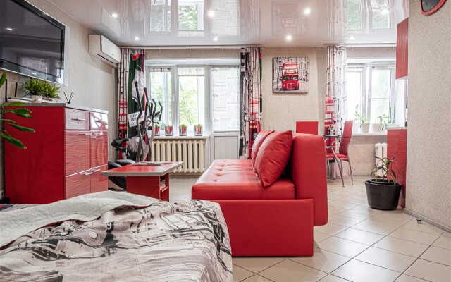 Квартира Red Bus Apartment na Mira