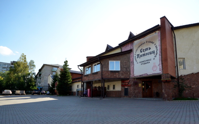 Sem' Pyatnits Hotel