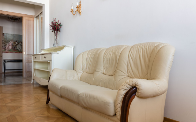 Апартаменты a.m. Rooms Neva River View (Angliyskaya Naberezhnaya)