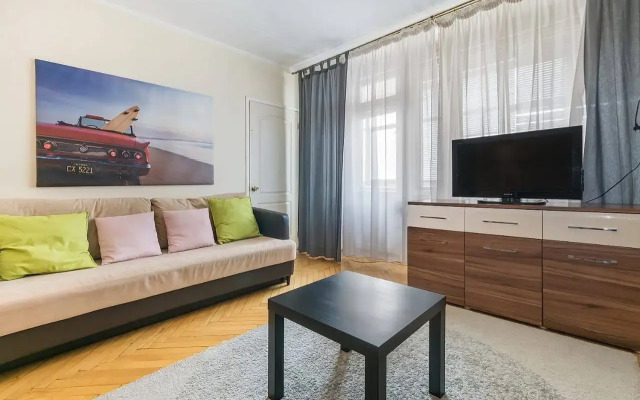 Квартира Видовая Двухкомнатная на Маяковской