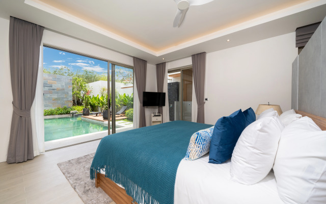 Luxury villa Bangtao with a Tropical Garden Villa