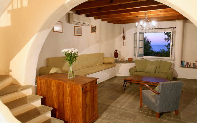 Clarissa & Carmel’s Villa