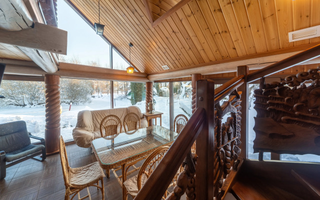 V Ostovkakh - 134 Metra Guest House