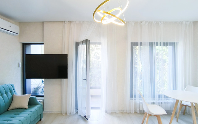 S Balkonom I Vidom Na Sosnovy Bor Flat