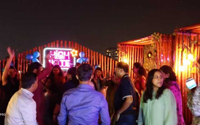 The Avenue Hotel Ballygunge