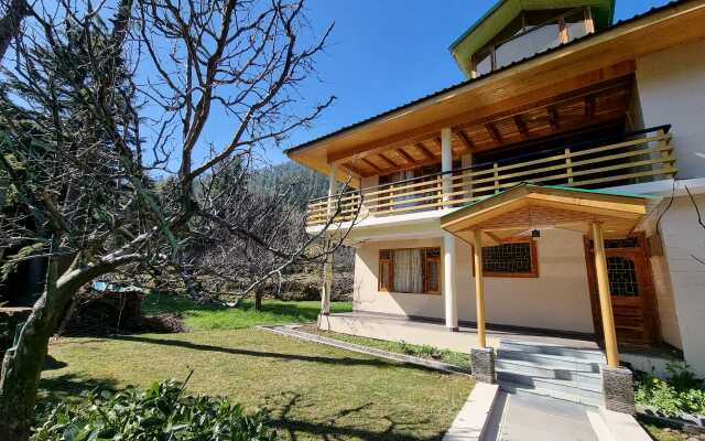 Snow Peak Homes Manali Hotel