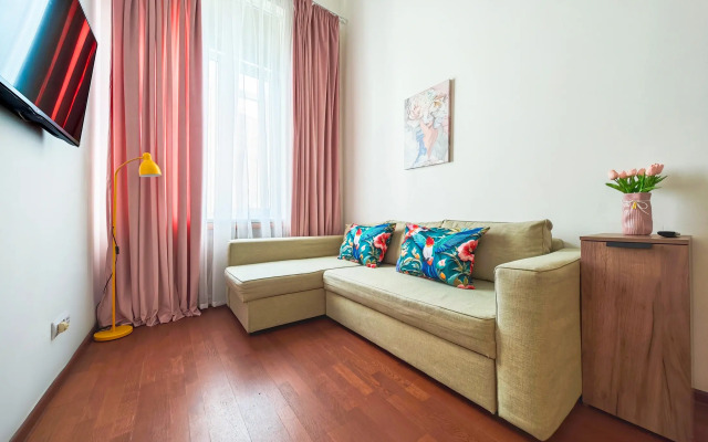 Apartamentyi Nevskij 18 Nikol I Mishel