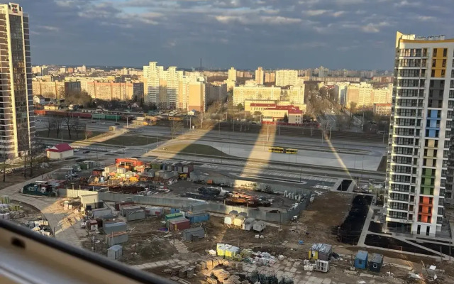 Stilnaya do 9 chelovek v Sovremennom Zhk Flat