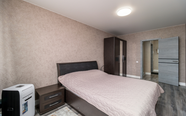 V tsentre Sankt-Peterburga Flat